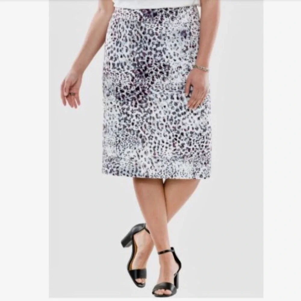 Jessica London 14W grey animal print straight skirt